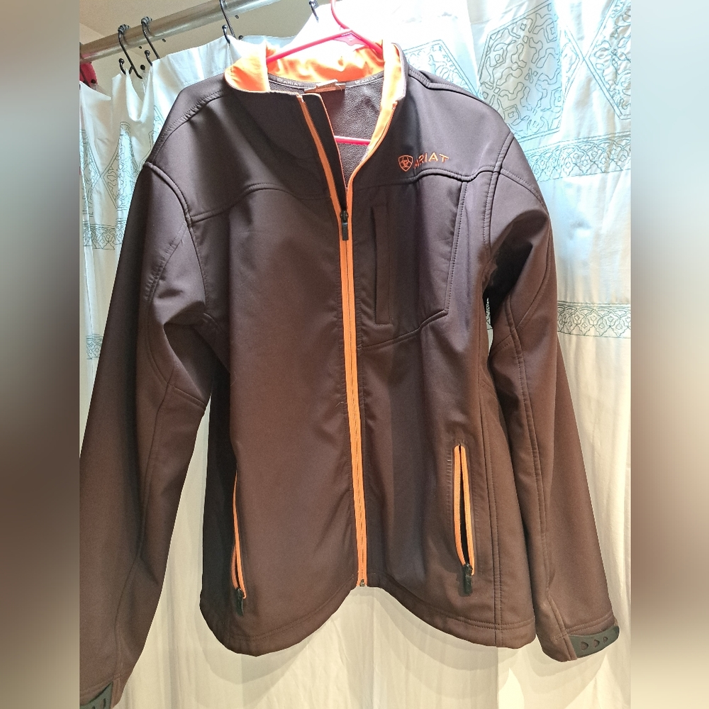 Men's ariat soft shell jacket